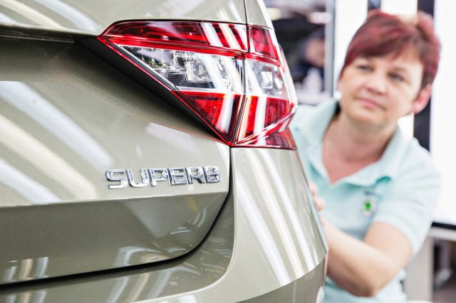 Češki sindikati ne daju da se Škoda Superb proizvodi u Nemačkoj