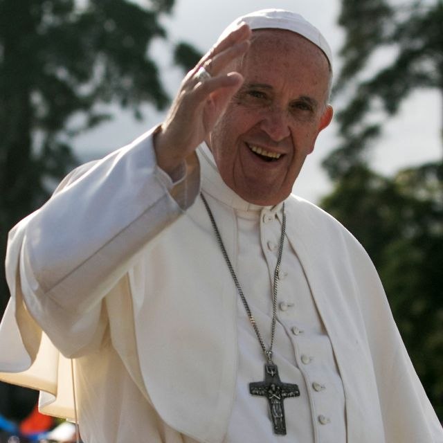 Papa poručio mladima: Seks je dar od Boga