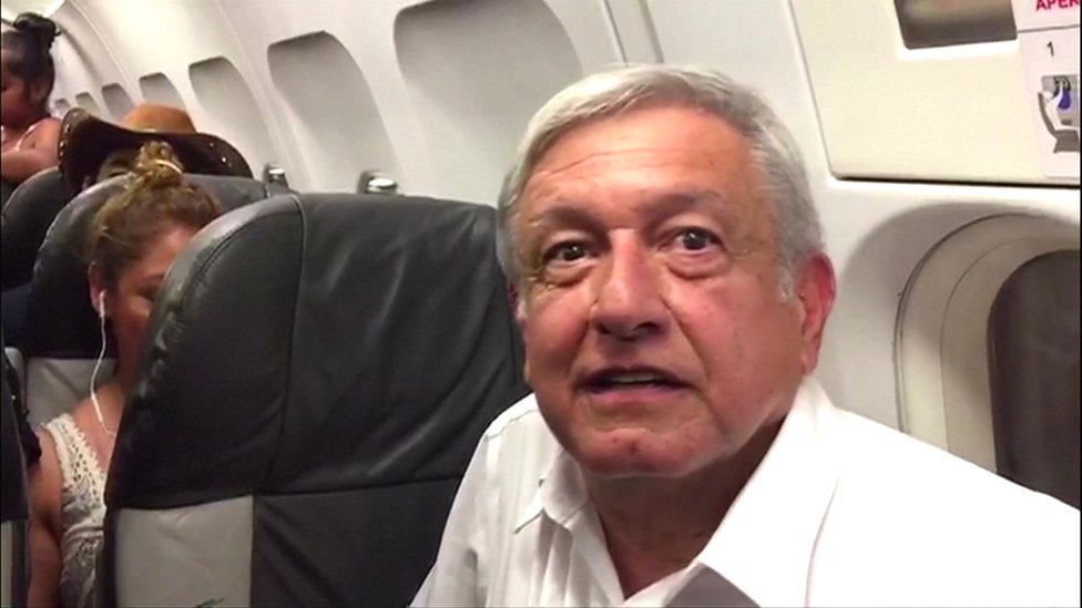Novoizabrani meksički predsednik ostao satima zarobljen u avionu