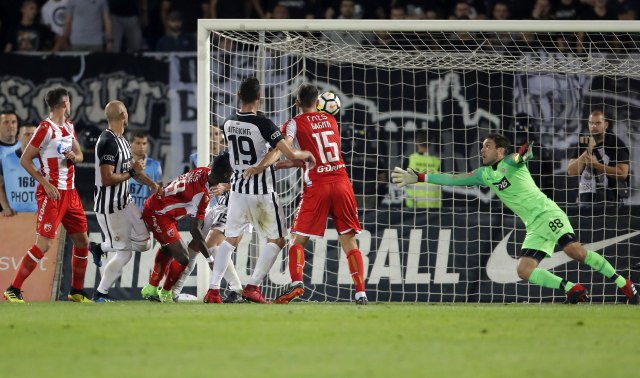 Odlièni Partizan, sumnjiv gol, Zvezda išèupala bod u Humskoj!