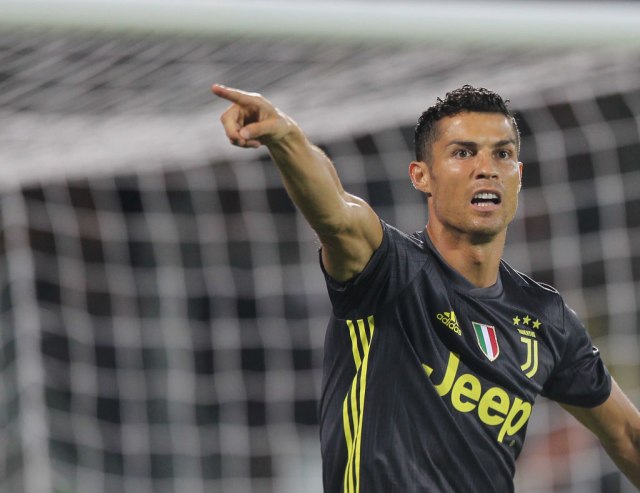Ronaldo nije došao na dodelu nagrada za FIFA igraèa godine FOTO