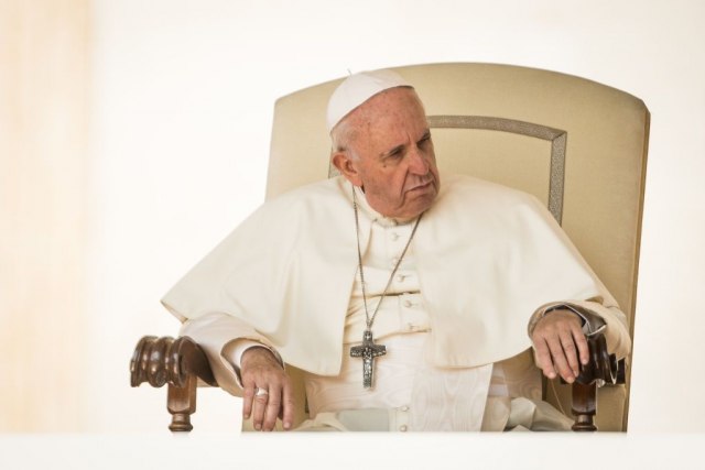 Mladi uznemireni seksualnim skandalima u Crkvi, papa obeæava