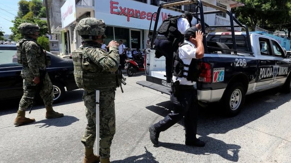 Akapulko: Meksička policija pod istragom zbog potplaćivanja