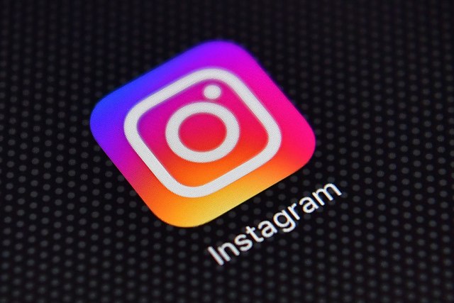 Instagram Stories "seèe" duže video klipove