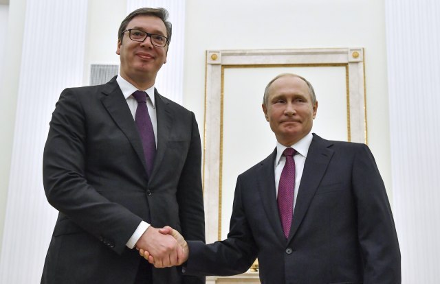 Putin to Vucic: See you in Serbia, dear friend