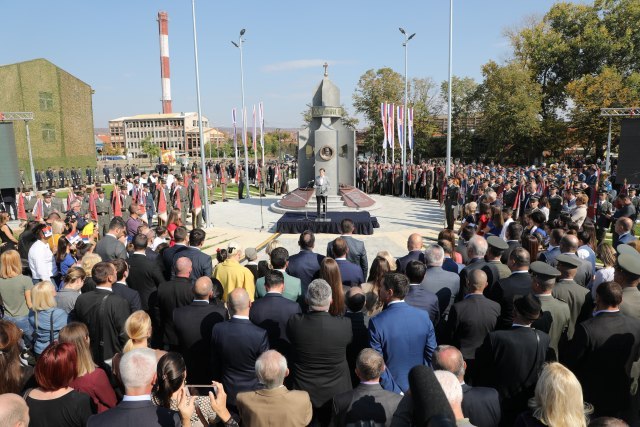 Monument unveiled to Serbia's famous 