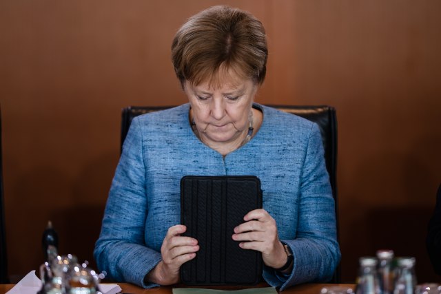 "To æe biti prilièan debakl, bitne ne zanima Merkelova"