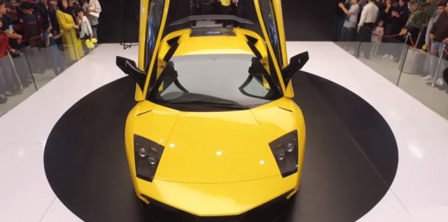 Iranci èetiri godine "razvijali" identiènu kopiju Lamborghinija VIDEO
