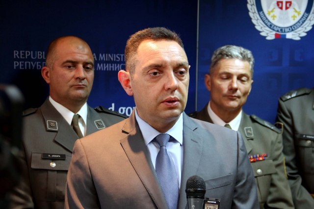 Serbian defense minister to talk to KFOR about "Kosovo army"