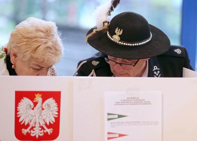 Poljska: Lokalni izbori, test za vladajuæu stanku