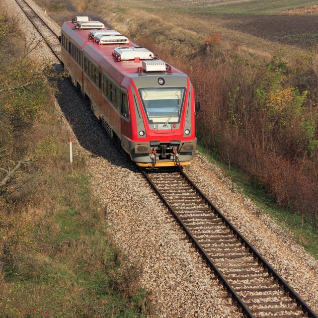 Posle decenije: Ponovo voz za NS – 45 km za 3h