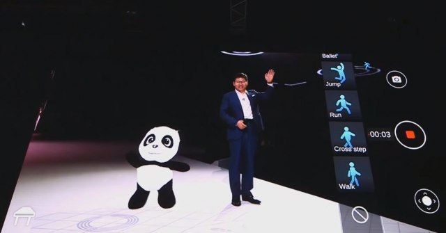 Huawei, 3D panda i londonski "dodir leða o leða"