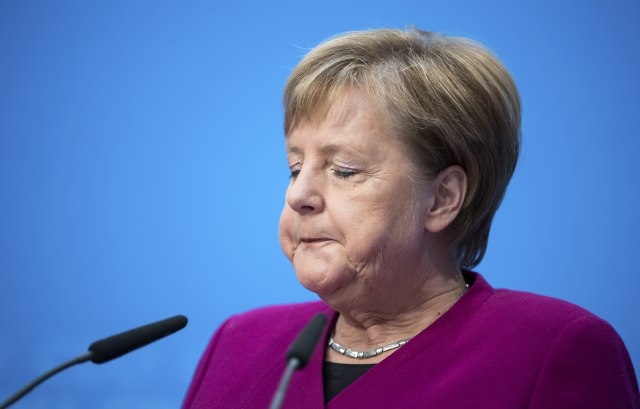 "Moguæe je da Merkelova ode i ranije"