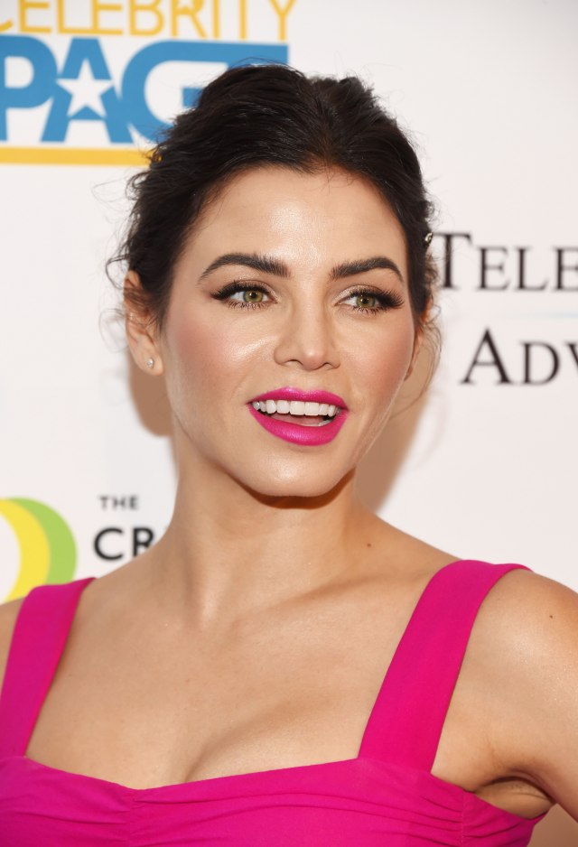 Nakon razvoda od supruga, Džena Devan opet ljubi glumca