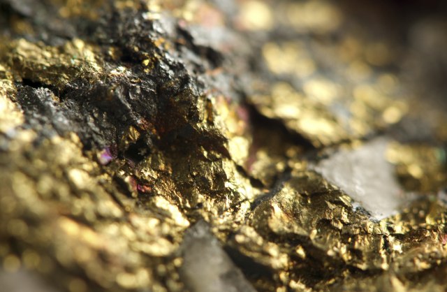 Pronašli "dramatiène" kolièine zlata i srebra: Zbunjeni šta da vade