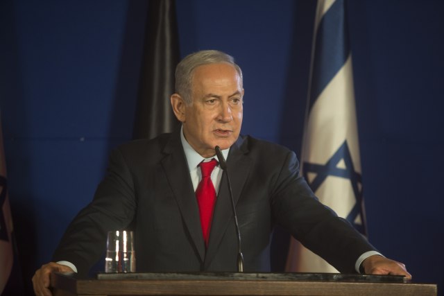 Netanjahu tvrdi da je Hamas molio za prekid vatre