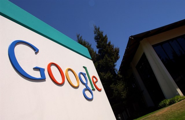 Gugl vs. Epl: Danci trljaju ruke, milioni $ na dve parcele