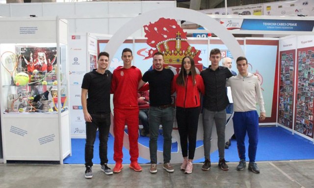 Teniseri Kecmanović i Krstin posetili Sajam sporta