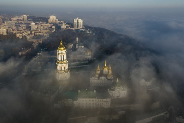 Prst u oko Moskvi: Specijalci pretresaju ruski manastir