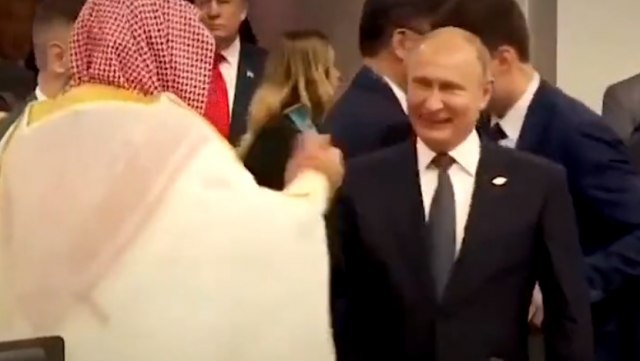 Zapadni svet u šoku: Putin i Salman – "kao braæa" VIDEO