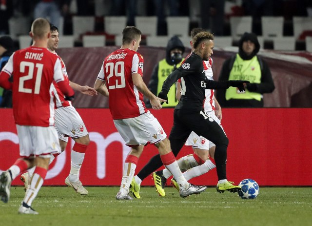 Zvezda skupo prodala kožu i protiv PSŽ, ali su Parižani mnogo moæniji!