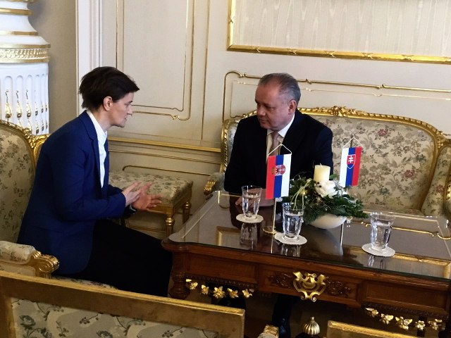 Serbian PM meets with Slovakia's president, PM