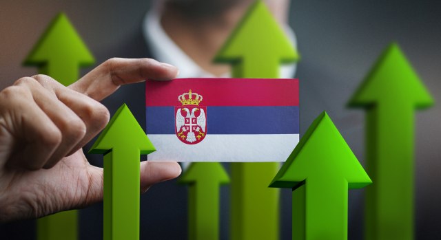 "Plate programera u Srbiji duplirane za godinu" VIDEO