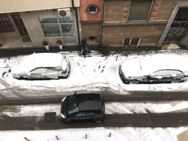 Stigao je i sneg u Srbiju – kako vozači treba da se ponašaju?
