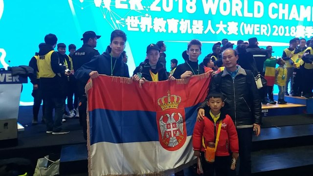 Nagrada za srpske osnovce na robotièkom takmièenju u Kini