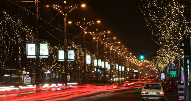 Èak i "Gardijan" piše o novogodišnjoj rasveti u Beogradu