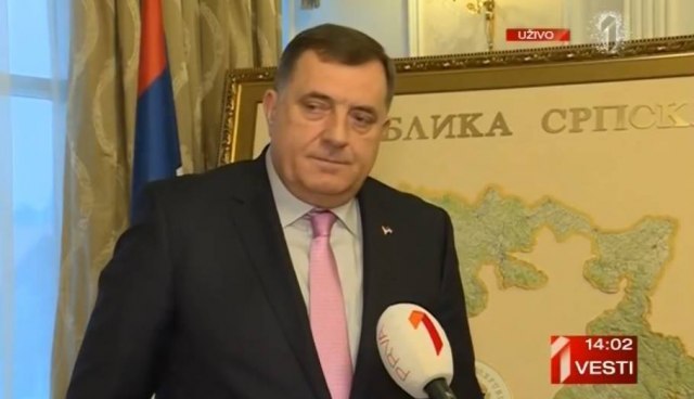 "I, Milorad Dodik, will personally physically defend police"