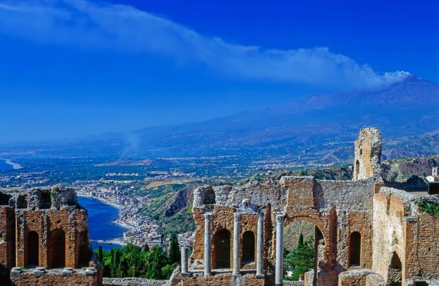 Romantièno letovalište na Siciliji u kojem se krije bar koji šokira turiste