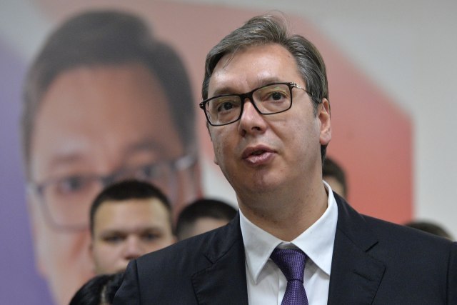 Serbian presiden tells FT that frozen conflicts can "melt"