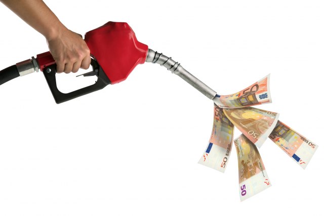 Niža cena goriva spustila inflaciju