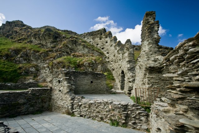 Istražen zamak moænih vladara: Ovde je živeo kralj Artur