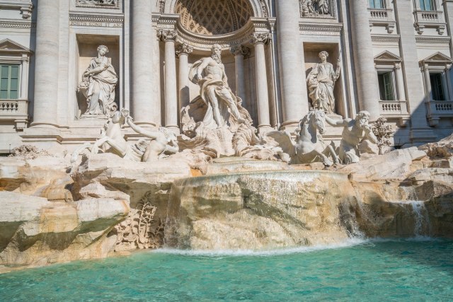 Rim: Sukob gradonačelnice i crkve zbog novca iz fontane Trevi