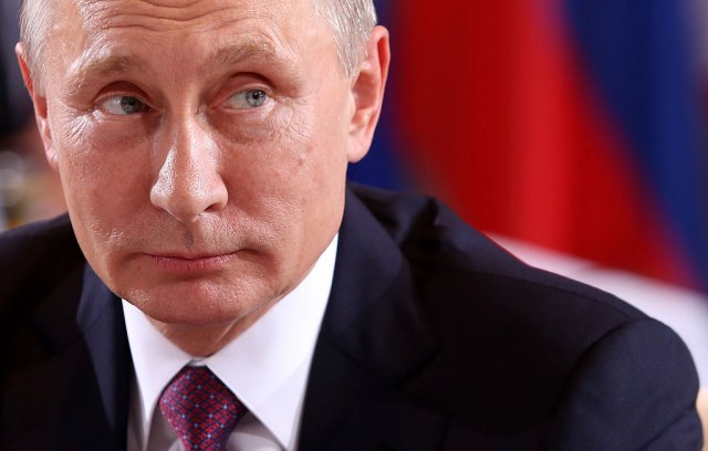 Francuski list: Topli doèek za Putina, kao "superstar"