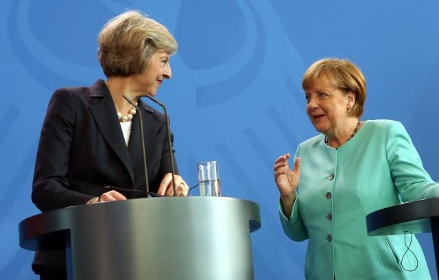 Mejeva i Merkelova razovarale telefonom