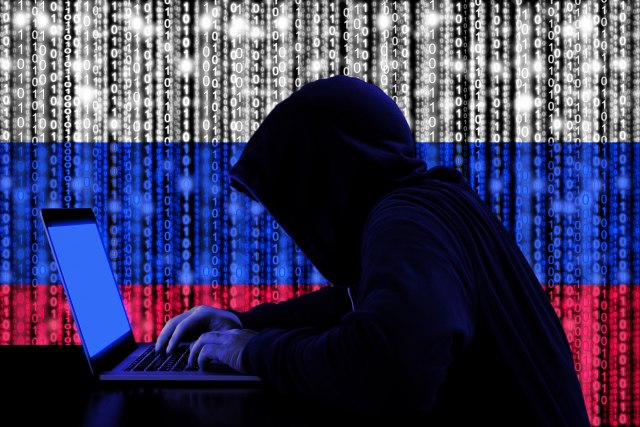 Rusija protiv Twittera i Facebooka