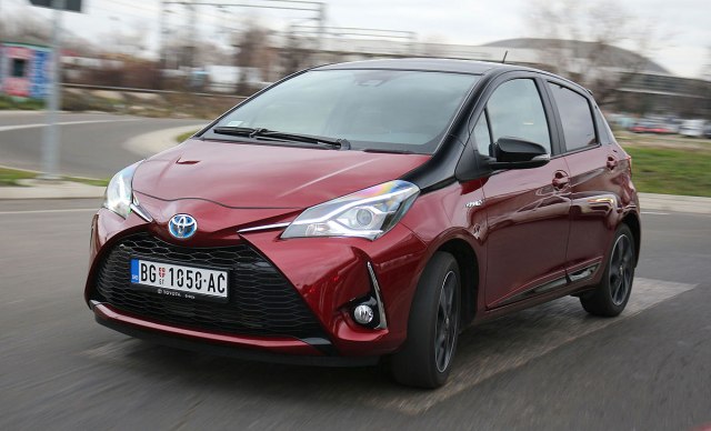 Auto test: Toyota Yaris Hybrid Bi-Tone
