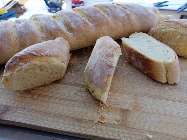 Mekan, mirisan i hrskav: Francuski hleb na bakin naèin