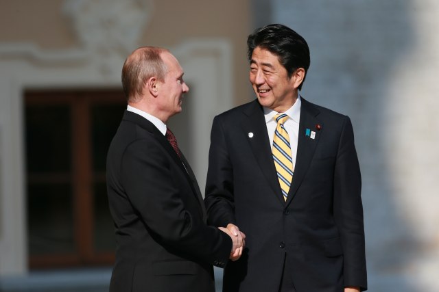 Hapšenja pred razgovor Putin - Abe