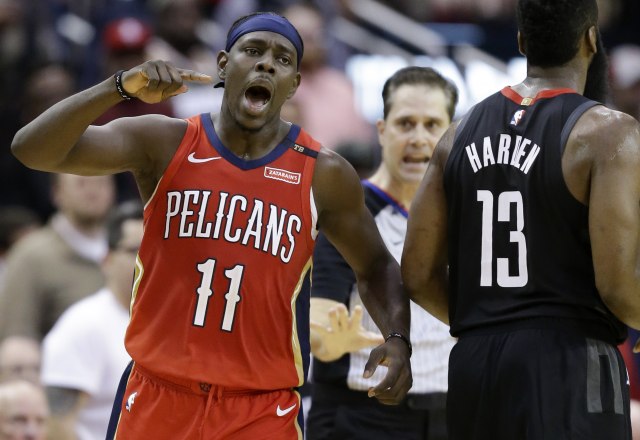 Harden uzalud ubacio 37, Gej rastužio Kokoškova uz zvuk sirene