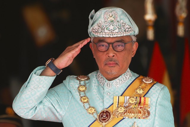 Strastveni ljubitelj fudbala krunisan za kralja Malezije FOTO