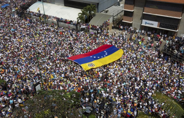 Venecuela traži zatvaranje dela granice s Kolumbijom