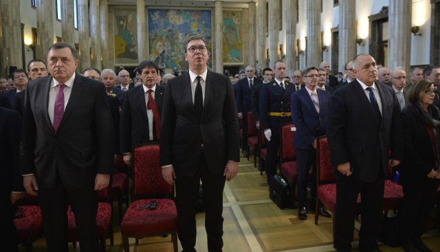 Vučić dodelio odlikovanja: Potrebni hrabrost i mudrost