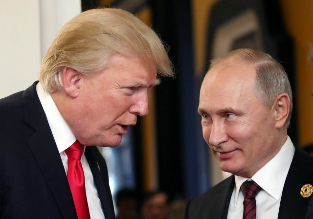Tramp nije verovao svojim obaveštajcima veæ Putinu