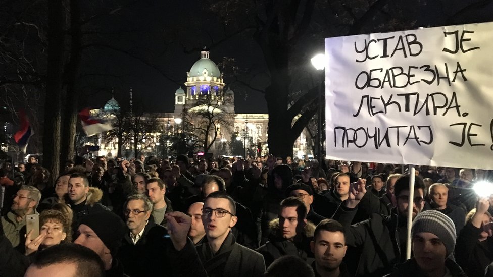 Protest "Kosovo je Srbija" u centru Beograda: "Biti ili ne biti"
