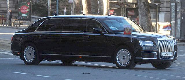 Zavirite u Putinovu predsednièku limuzinu VIDEO