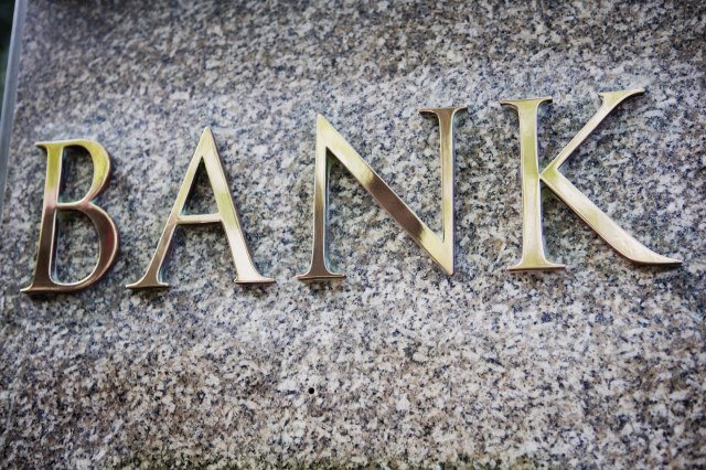 Pomagali bogatima: Banka kažnjena sa 3,7 milijardi €